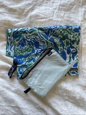 PackTowl Personal size Camping Towel w/Pouch LIKE NEW